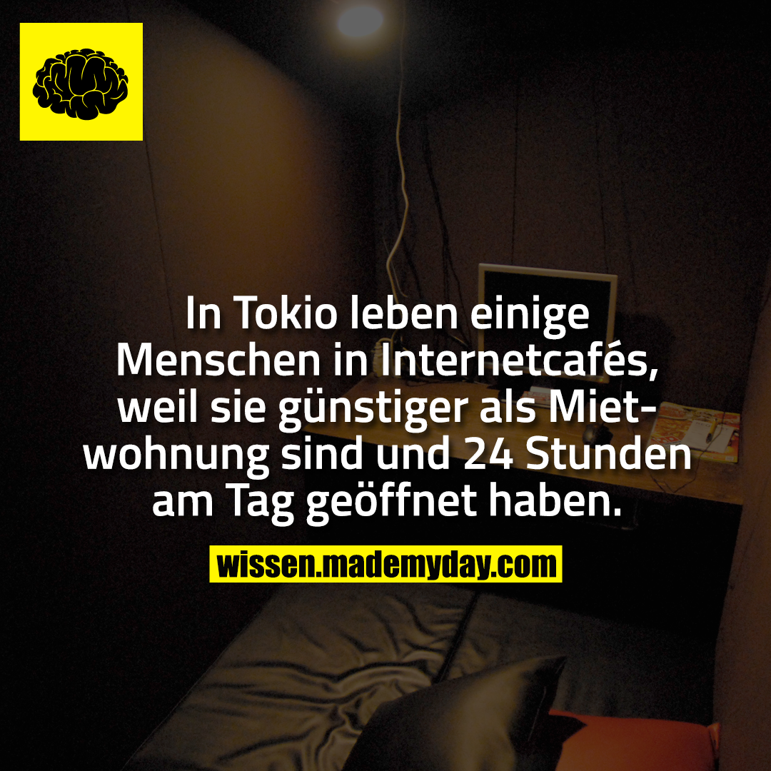 In Tokio leben einige Menschen in Internetcafés, weil sie günstiger als Mietwohnung sind und 24 Stunden am Tag geöffnet haben.